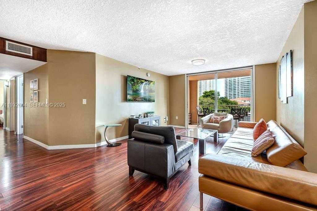 Small Image of 19999 EAST COUNTRY CLUB DR #1302, Aventura Number 4