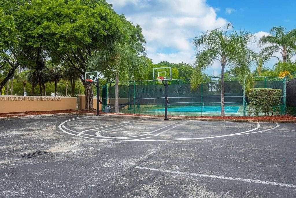 Small Image of 19999 EAST COUNTRY CLUB DR #1302, Aventura Number 54