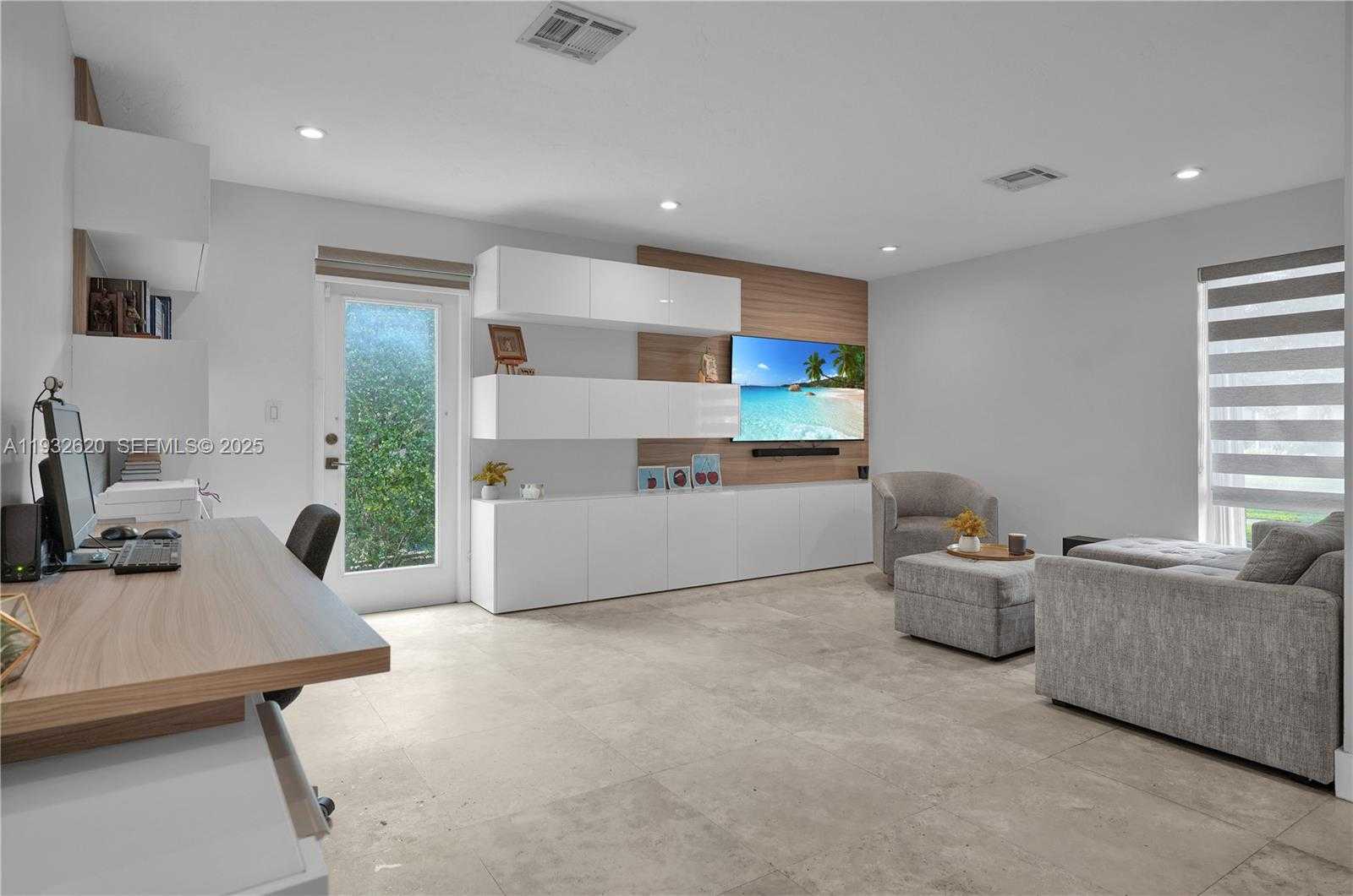 Small Image of 2101 NORTH EAST 211TH TER #., Miami Number 17