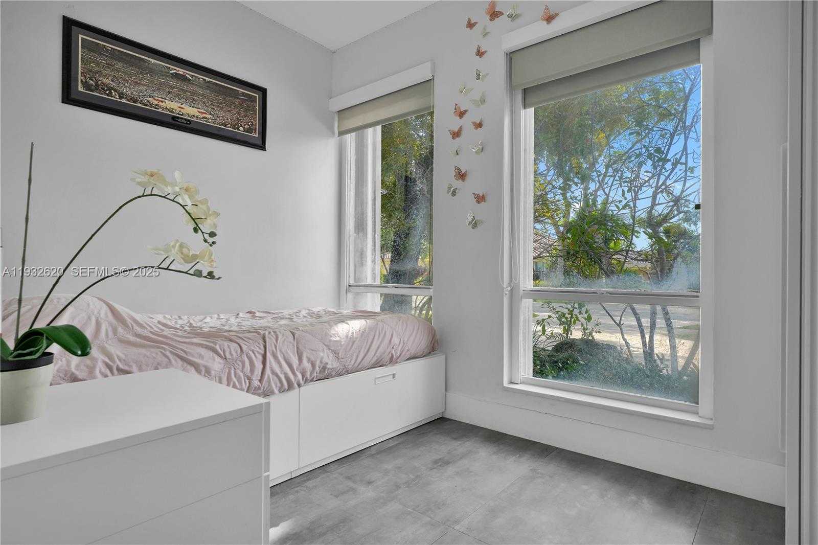 Small Image of 2101 NORTH EAST 211TH TER #., Miami Number 22