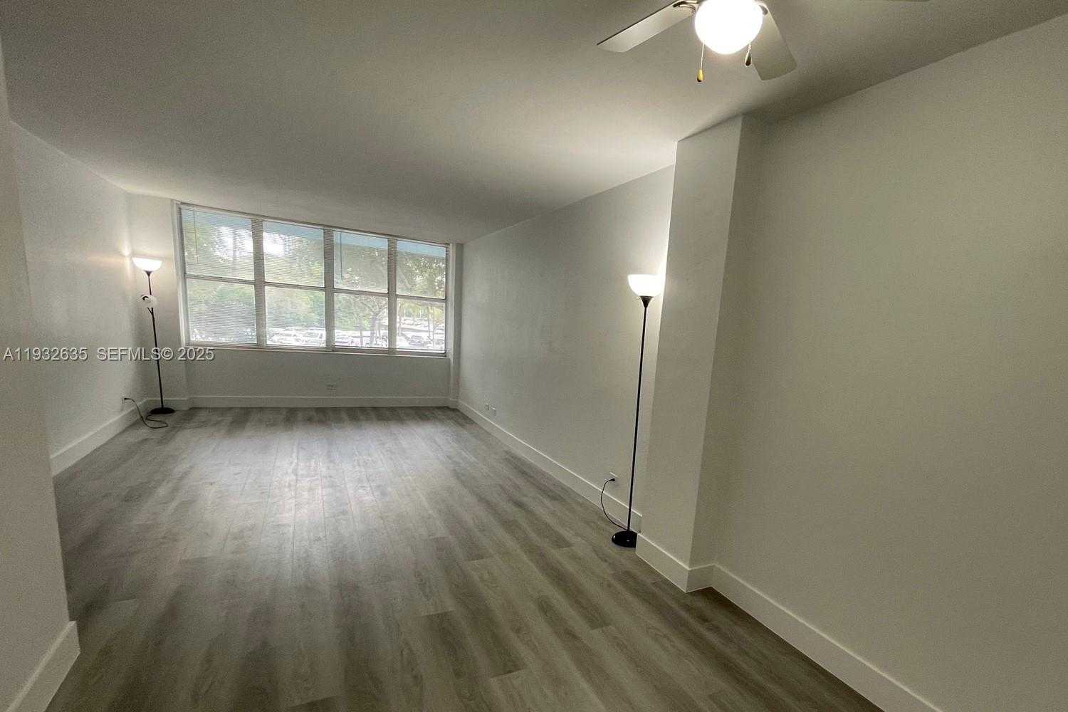 Small Image of 7441 WAYNE AVE #1P, Miami Beach Number 10