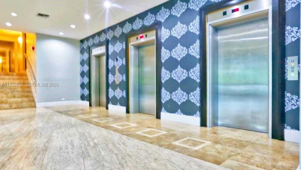 Small Image of 7441 WAYNE AVE #1P, Miami Beach Number 7