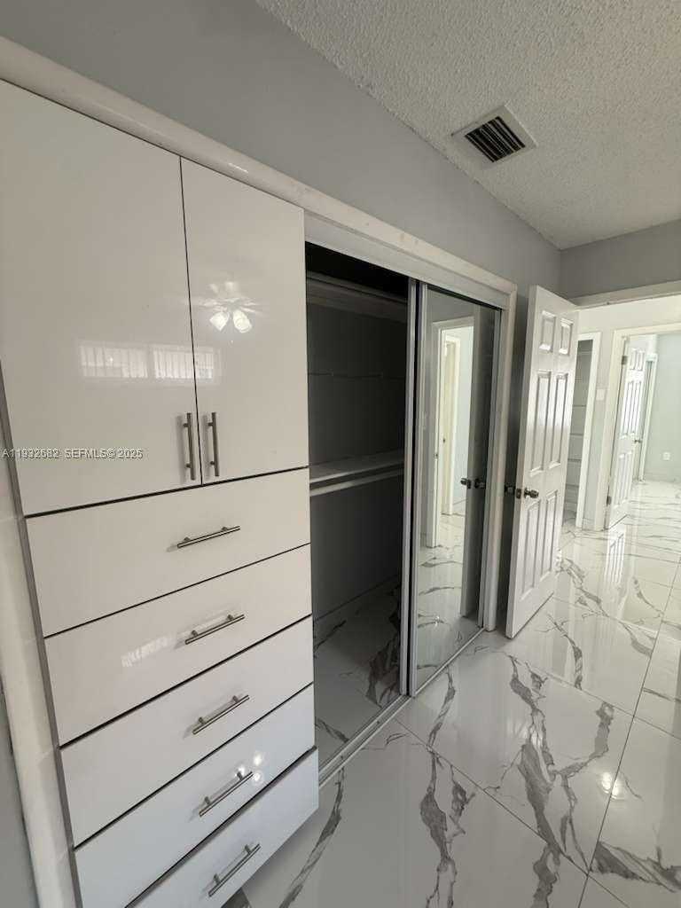 Small Image of 8701 NORTH WEST 109TH TER, Hialeah Gardens Number 15