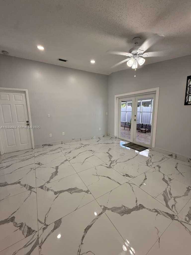 Small Image of 8701 NORTH WEST 109TH TER, Hialeah Gardens Number 22