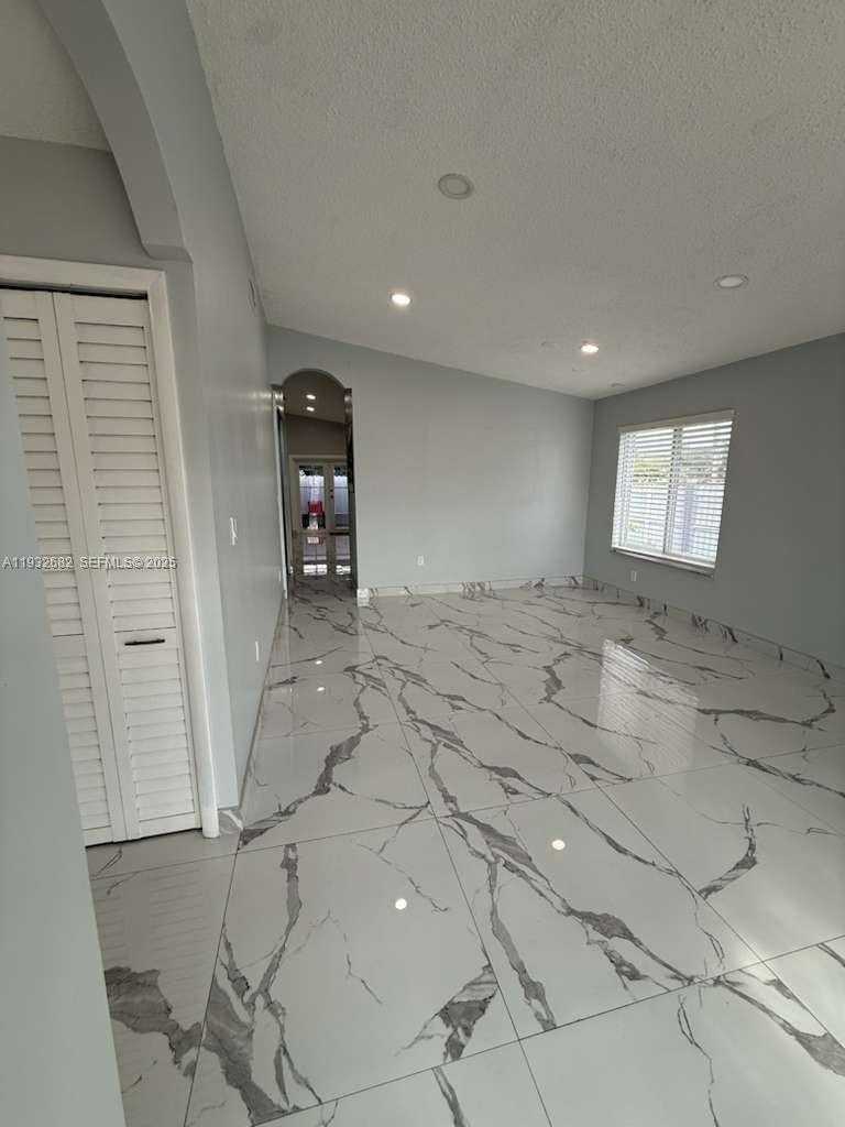 Small Image of 8701 NORTH WEST 109TH TER, Hialeah Gardens Number 24