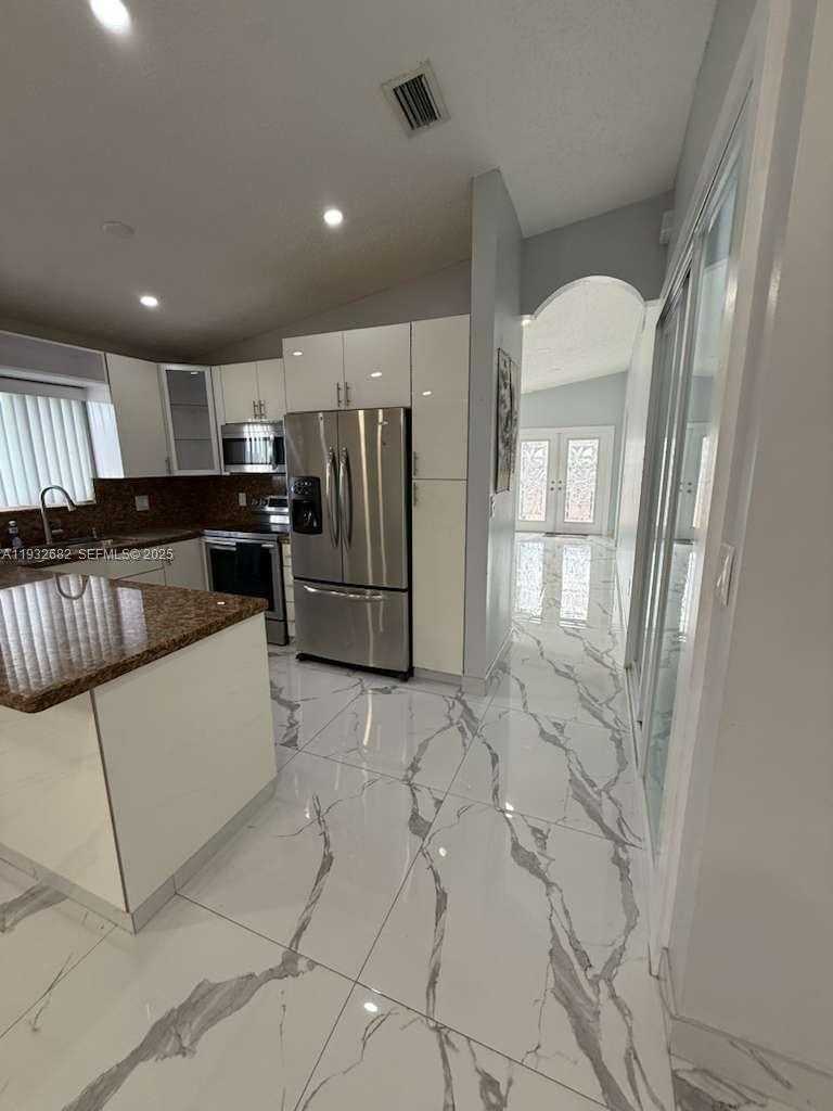 Small Image of 8701 NORTH WEST 109TH TER, Hialeah Gardens Number 28