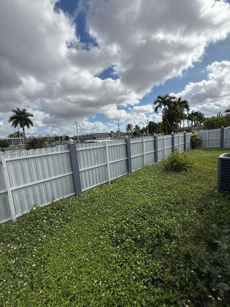 Small Image of 8701 NORTH WEST 109TH TER, Hialeah Gardens Number 35