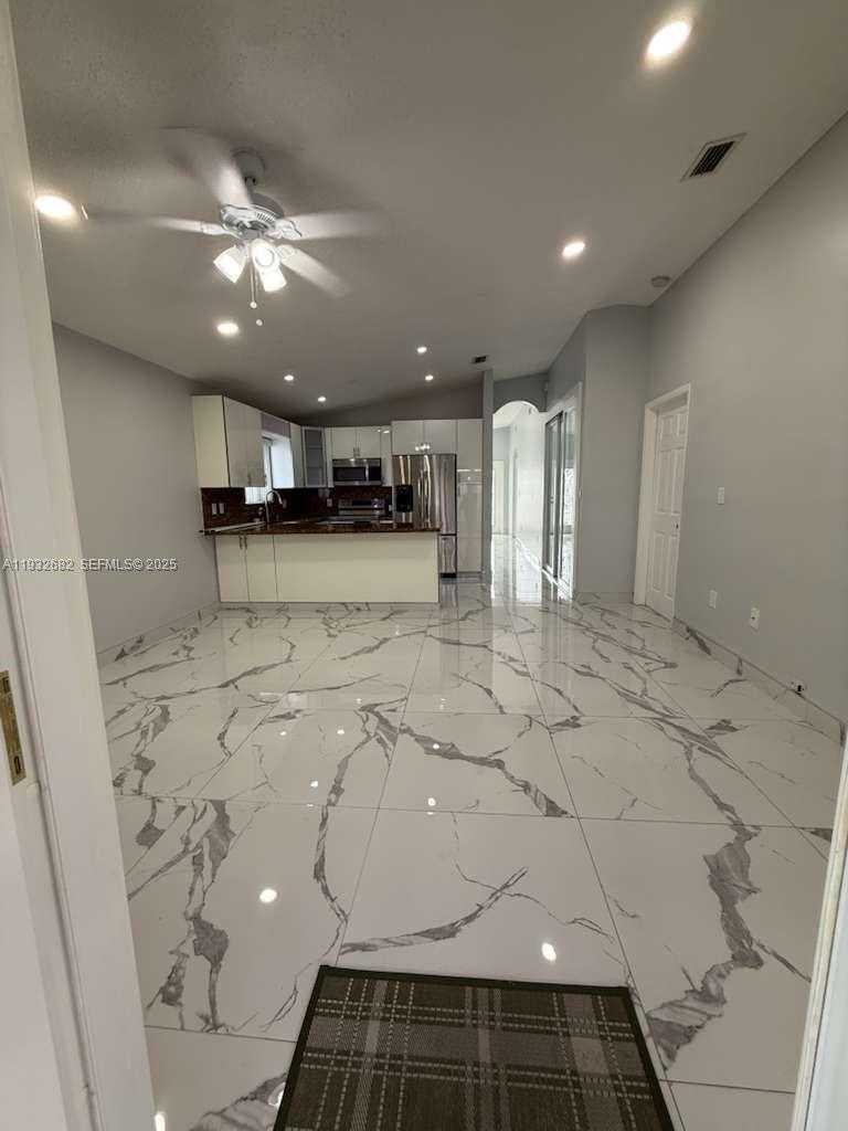Small Image of 8701 NORTH WEST 109TH TER, Hialeah Gardens Number 36