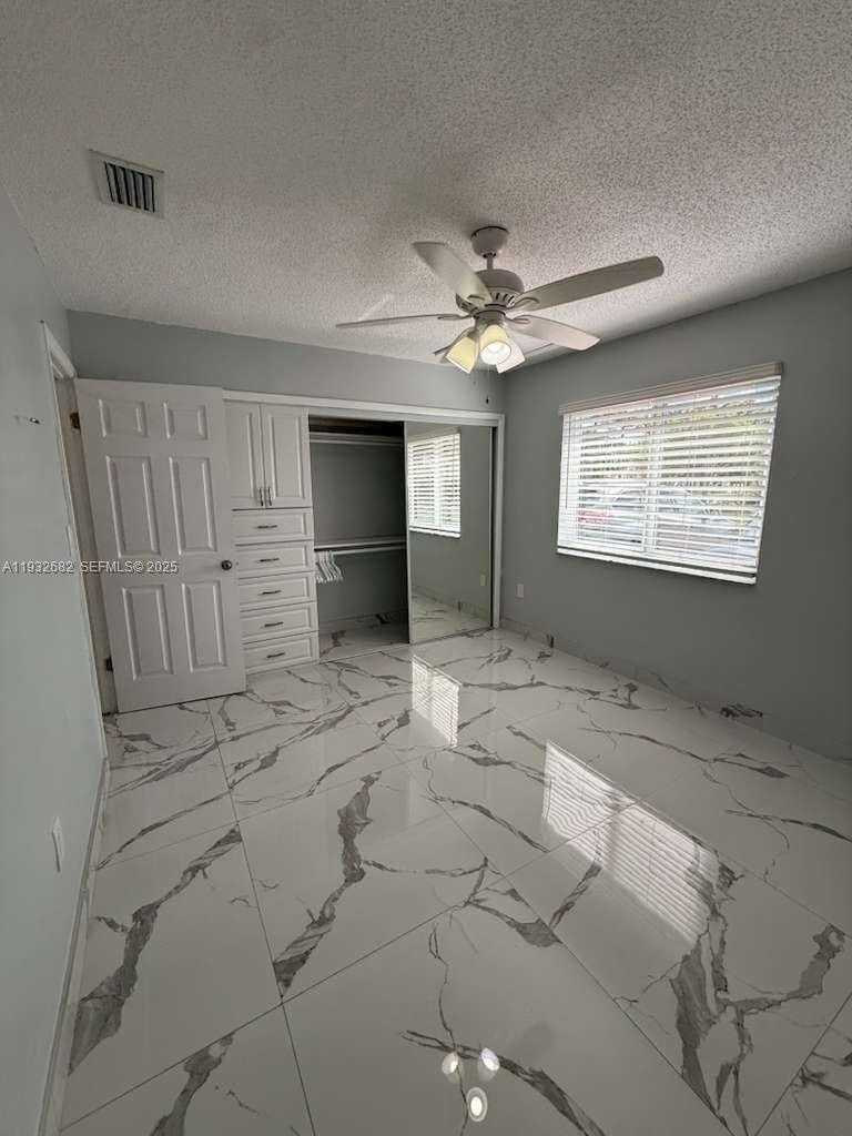 Small Image of 8701 NORTH WEST 109TH TER, Hialeah Gardens Number 6