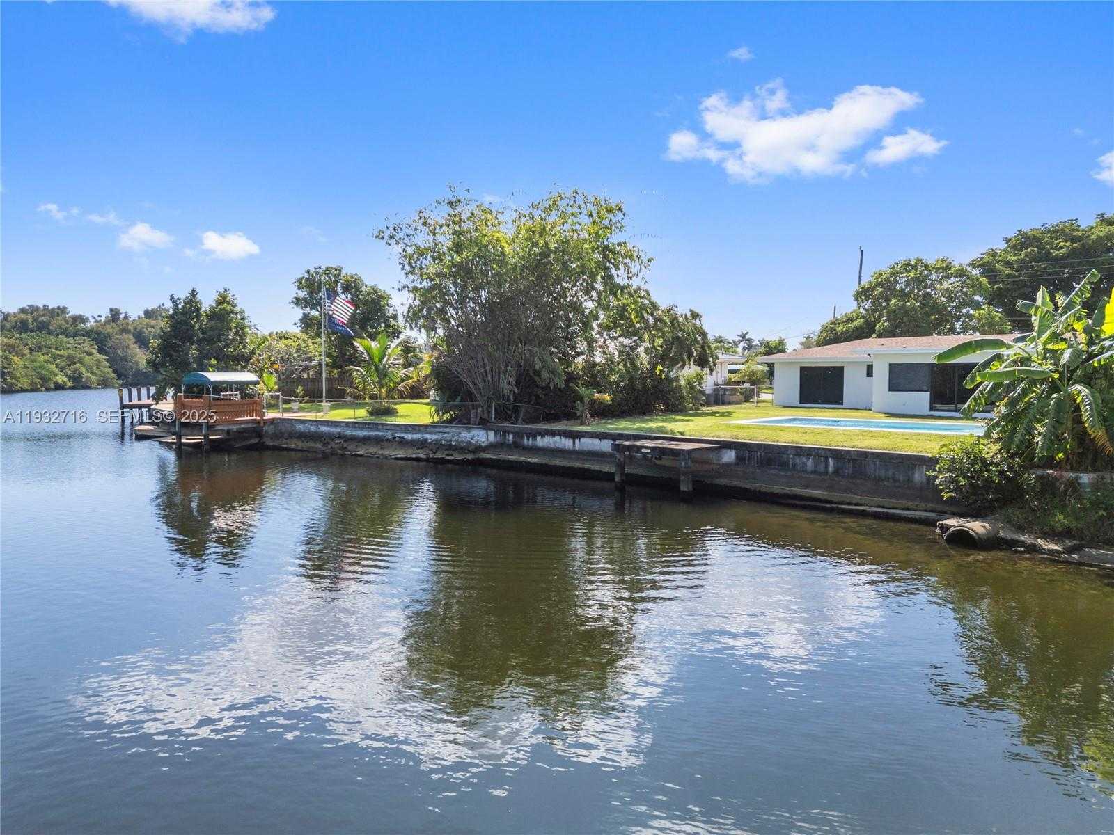 Small Image of 317 NORTH 31ST AVE, Hollywood Number 10