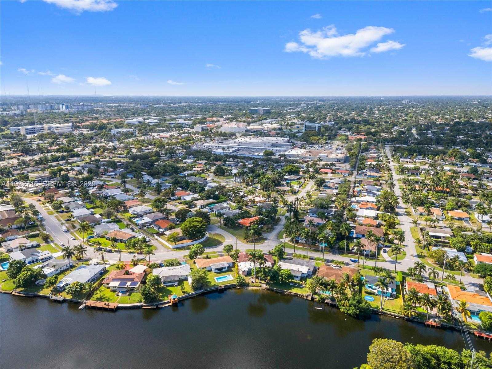 Small Image of 317 NORTH 31ST AVE, Hollywood Number 18