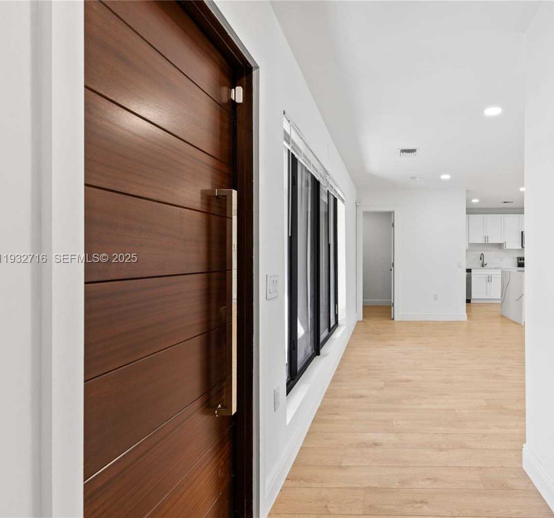 Small Image of 317 NORTH 31ST AVE, Hollywood Number 40