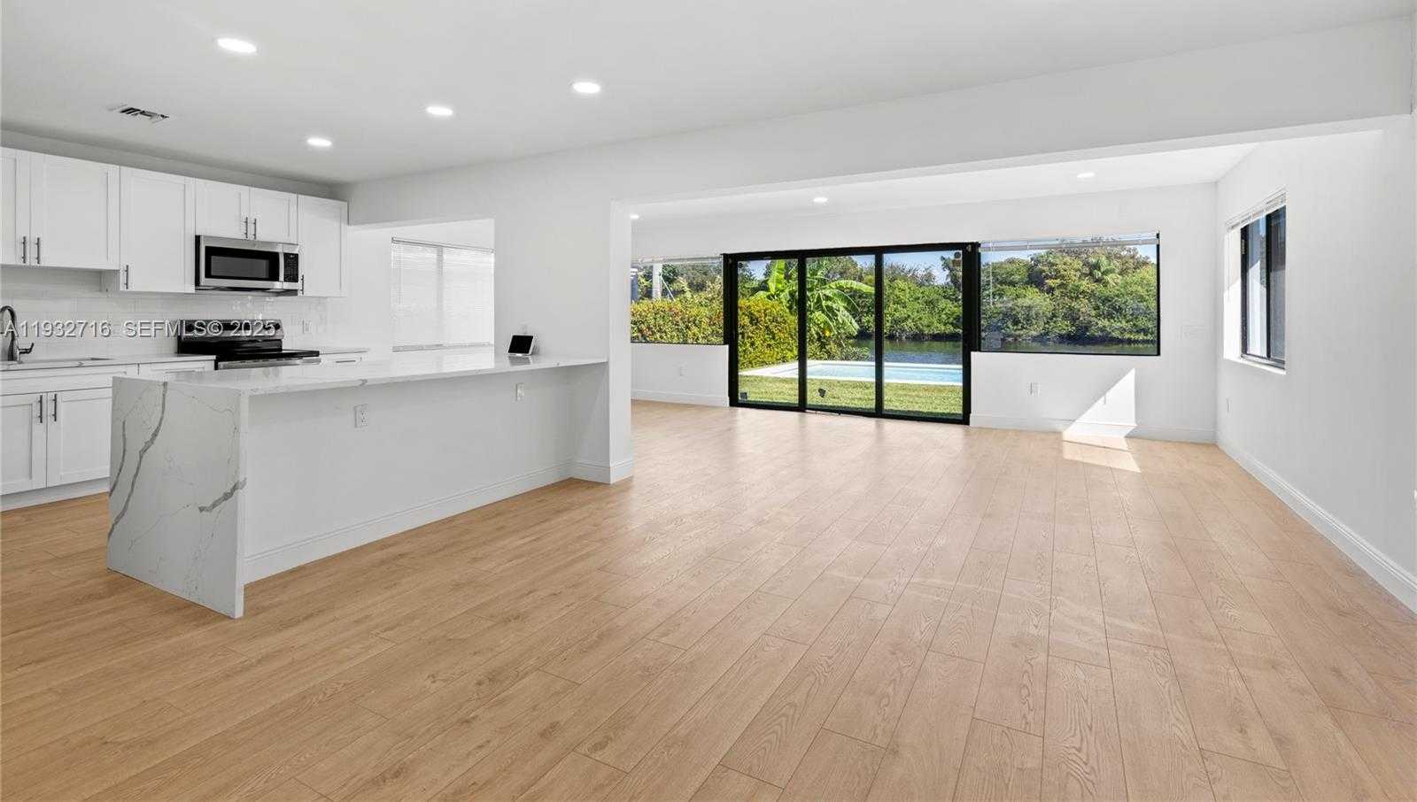 Small Image of 317 NORTH 31ST AVE, Hollywood Number 47