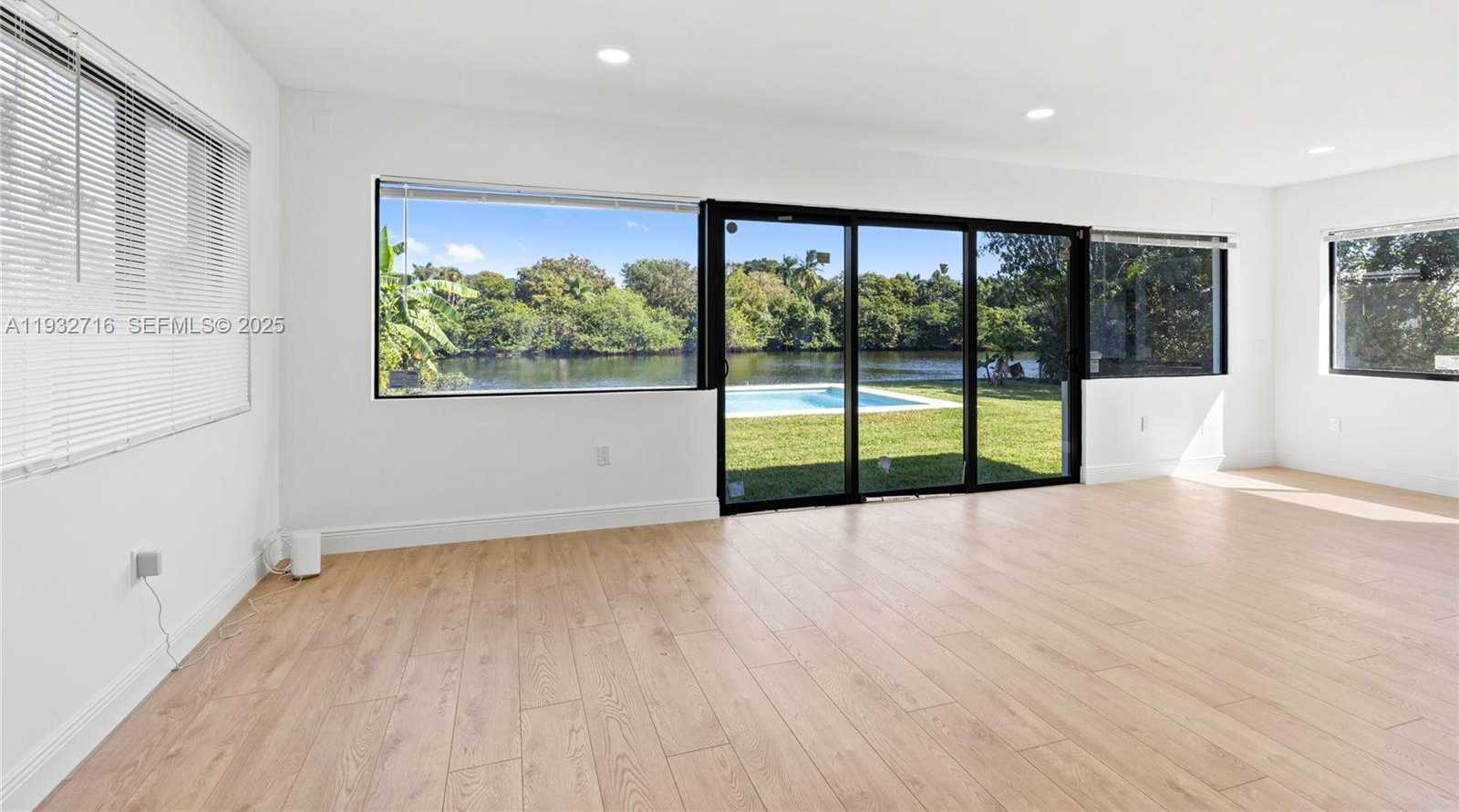 Small Image of 317 NORTH 31ST AVE, Hollywood Number 50