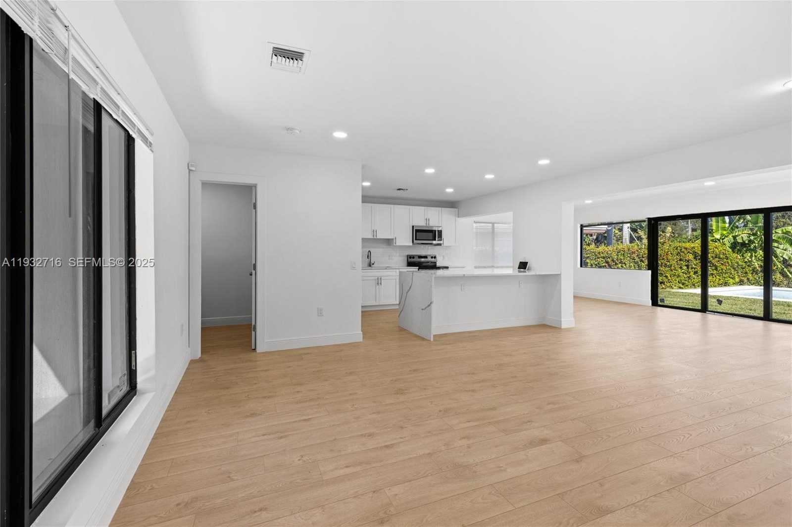 Small Image of 317 NORTH 31ST AVE, Hollywood Number 56