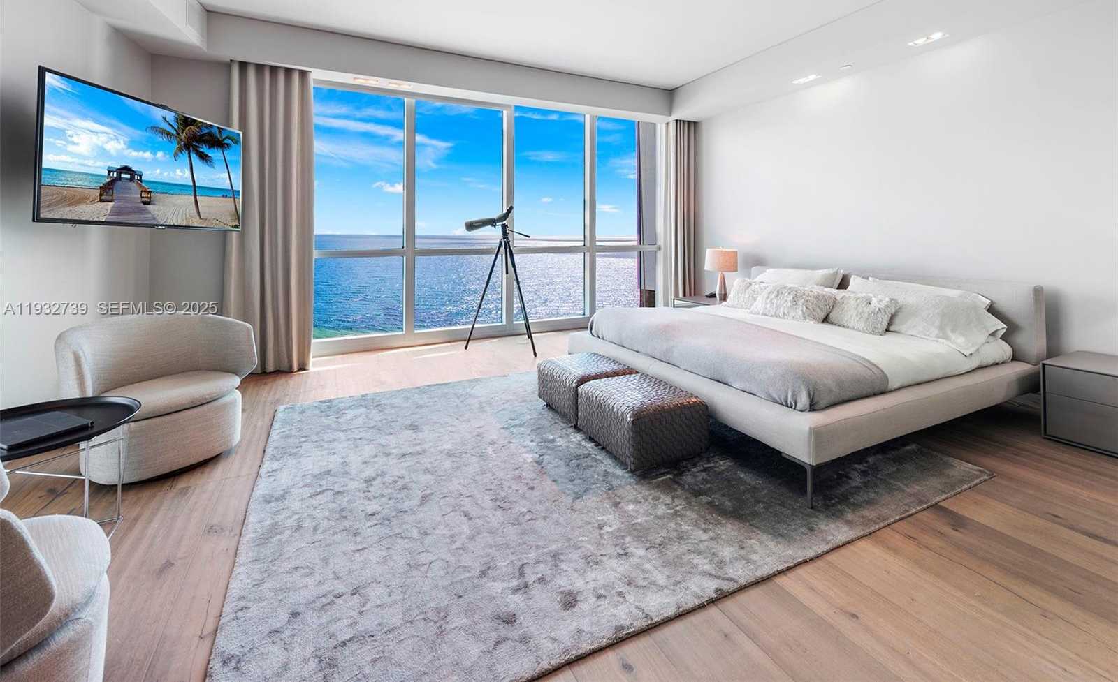 Small Image of Bal Harbour Number 13