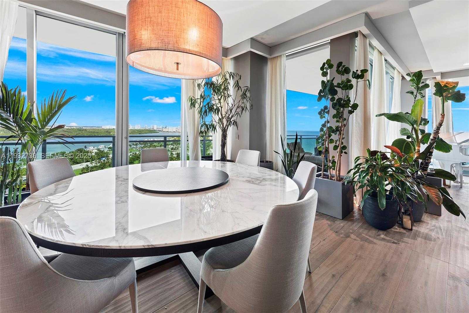 Small Image of Bal Harbour Number 22