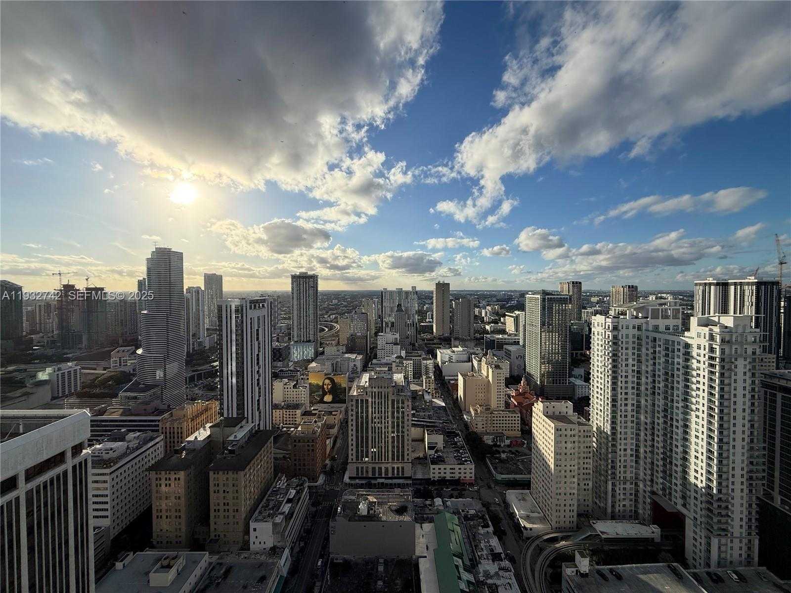 Small Image of 50 BISCAYNE BLVD #4807, Miami Number 10