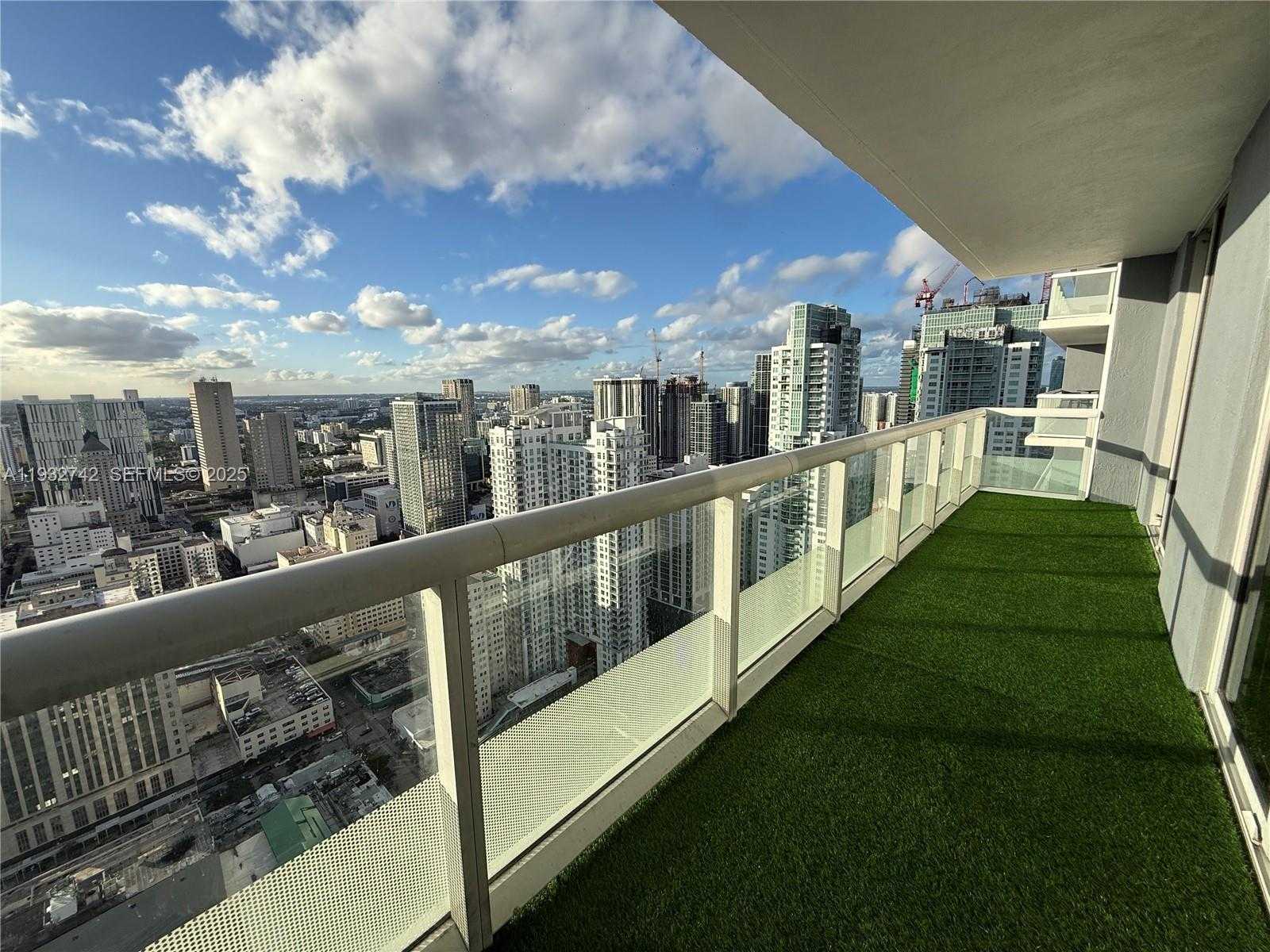 Small Image of 50 BISCAYNE BLVD #4807, Miami Number 12