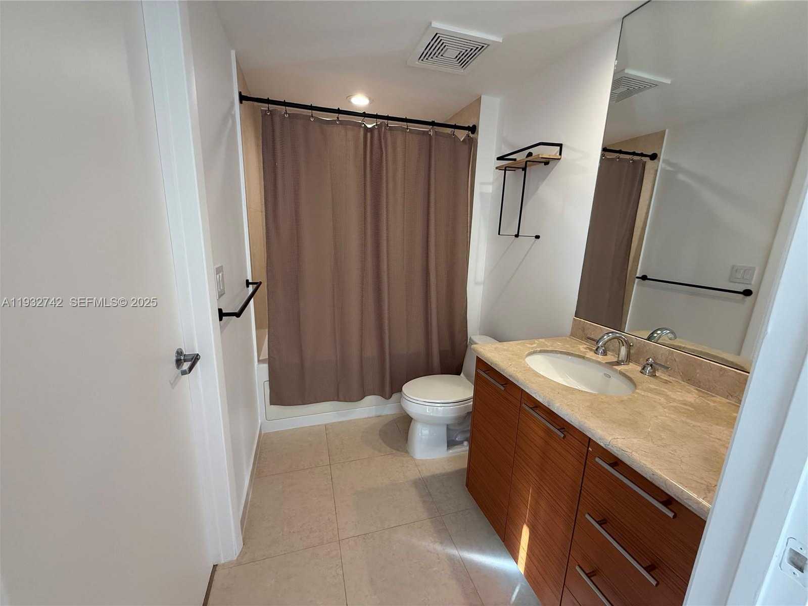 Small Image of 50 BISCAYNE BLVD #4807, Miami Number 22
