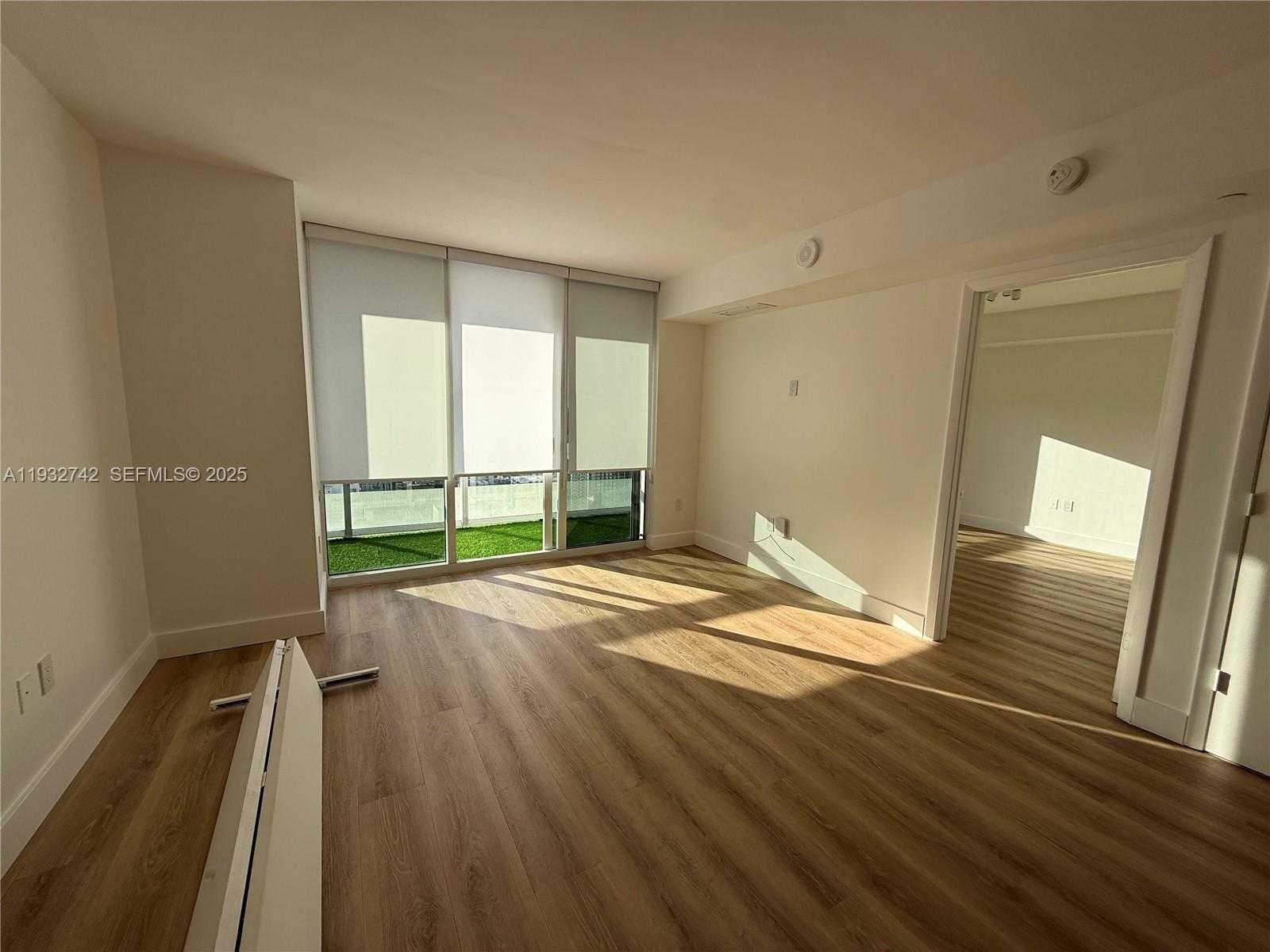 Small Image of 50 BISCAYNE BLVD #4807, Miami Number 5