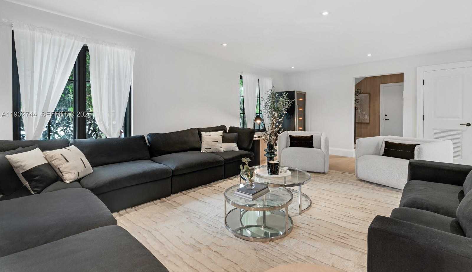 Small Image of 115 OCEAN BLVD, Golden Beach Number 29