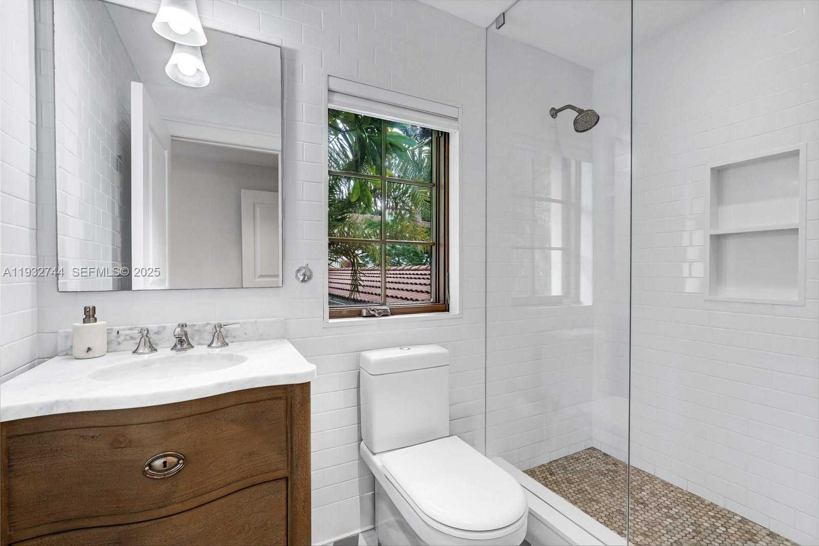 Small Image of 115 OCEAN BLVD, Golden Beach Number 42