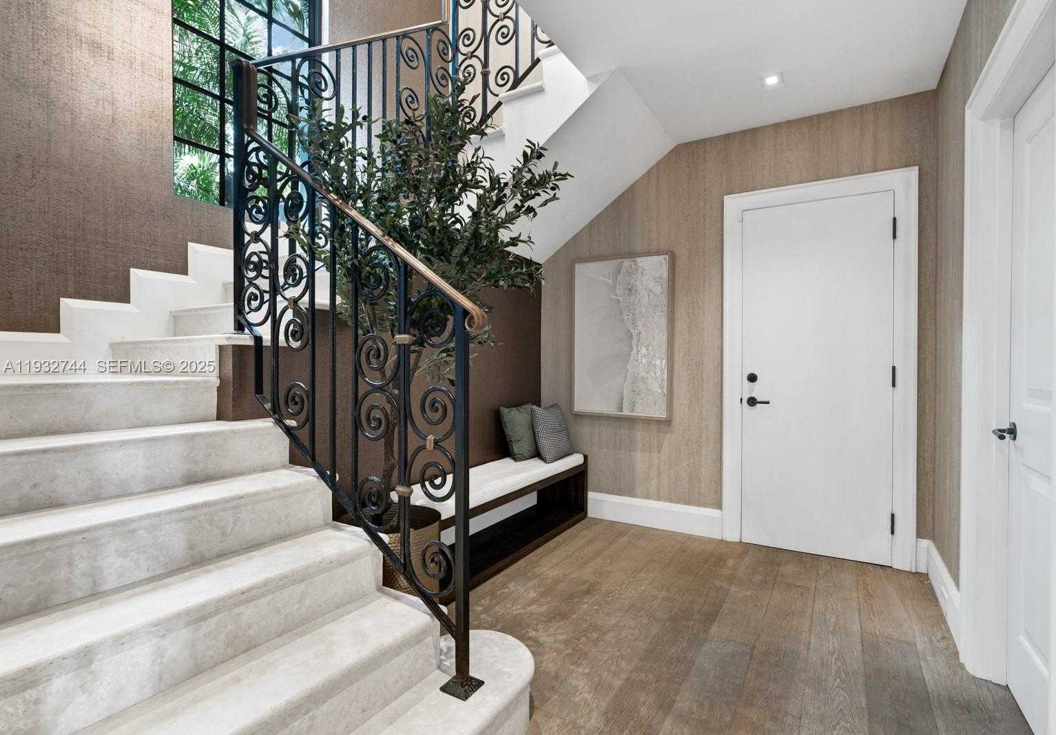 Small Image of 115 OCEAN BLVD, Golden Beach Number 45