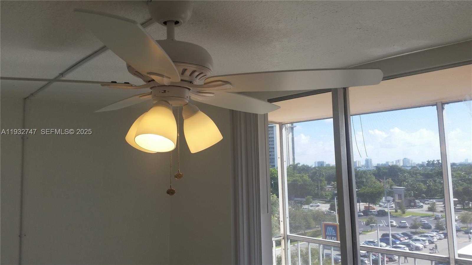 Small Image of 1251 NORTH EAST 108TH ST #705, Miami Number 15