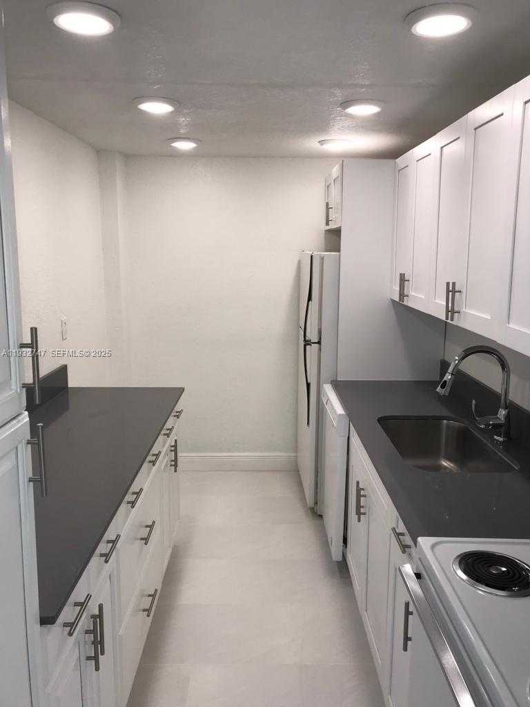 Small Image of 1251 NORTH EAST 108TH ST #705, Miami Number 2