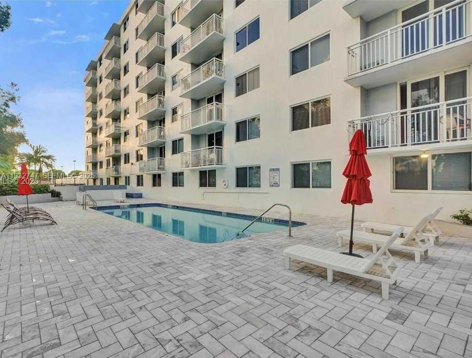 Small Image of 1251 NORTH EAST 108TH ST #705, Miami Number 26