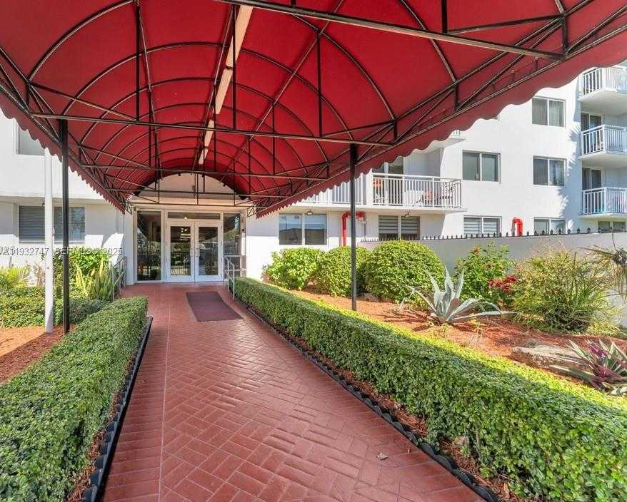 Small Image of 1251 NORTH EAST 108TH ST #705, Miami Number 32