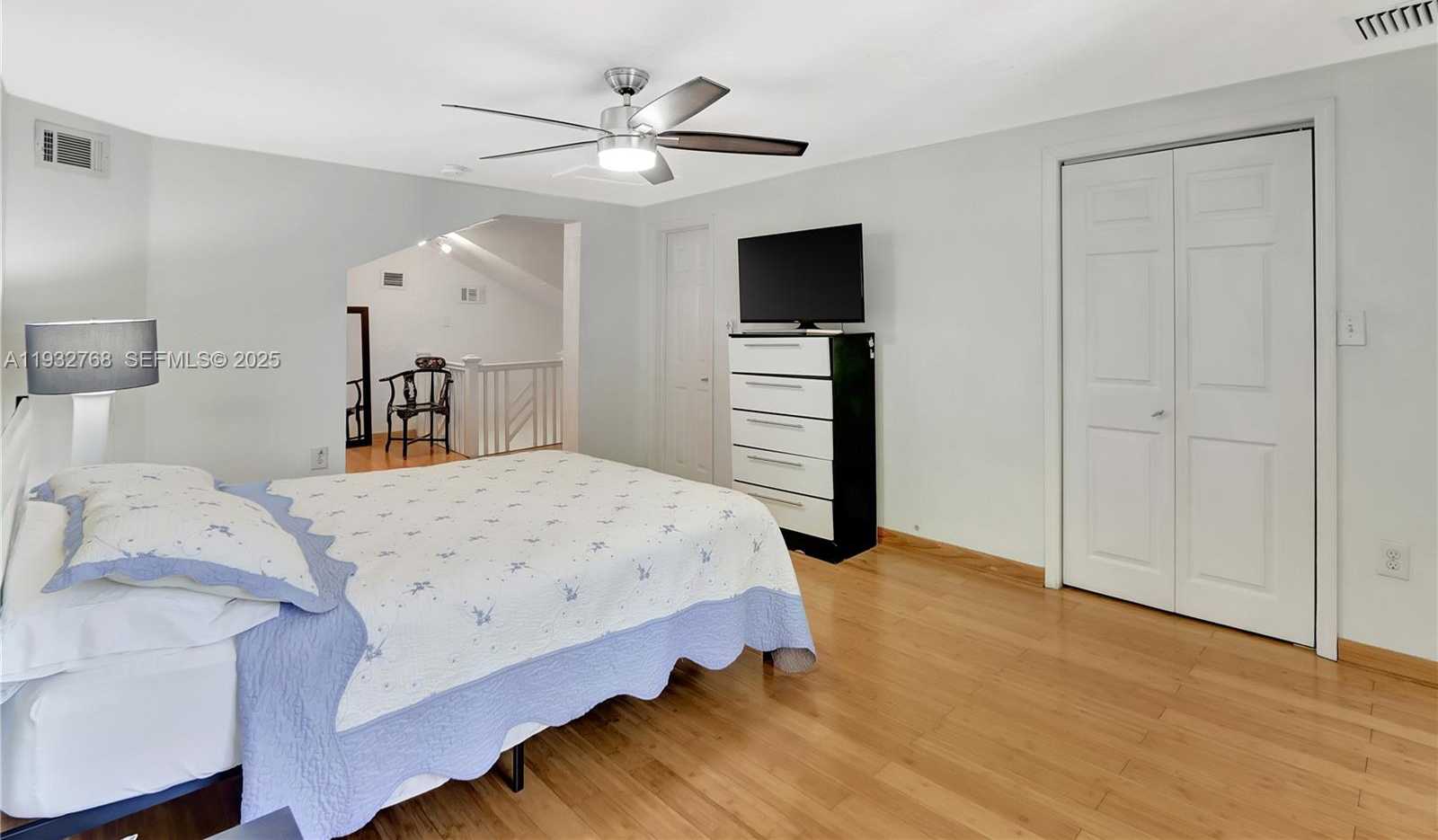 Small Image of 3375 SOUTH WEST 29TH TER #1, Miami Number 14