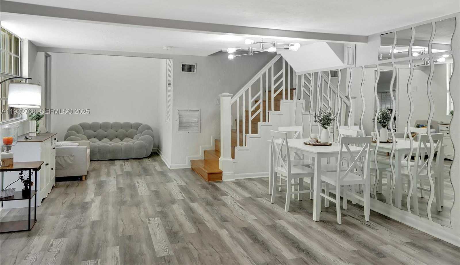 Small Image of 3375 SOUTH WEST 29TH TER #1, Miami Number 3