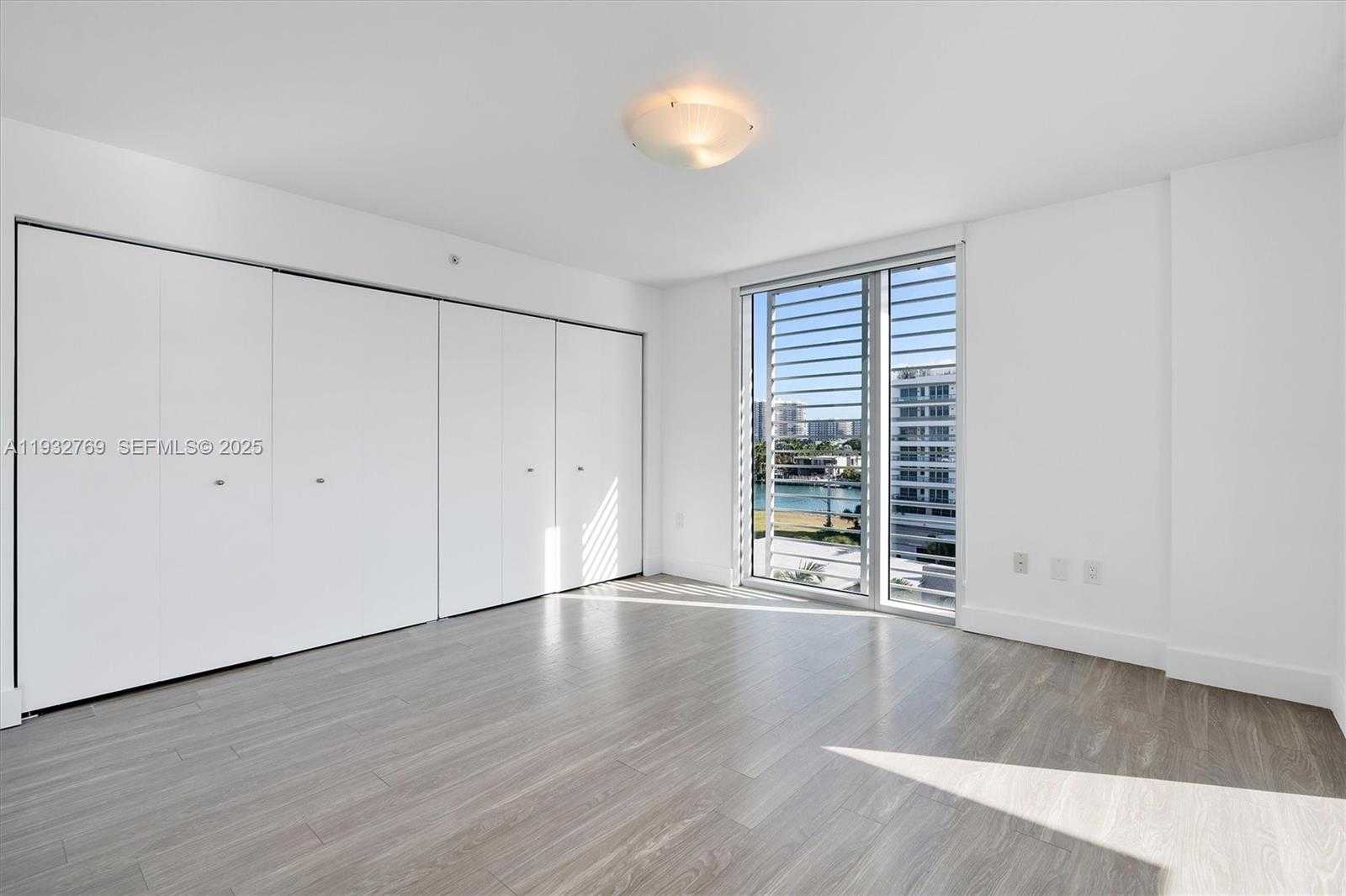 Small Image of 1025 92ND ST #707, Bay Harbor Islands Number 18