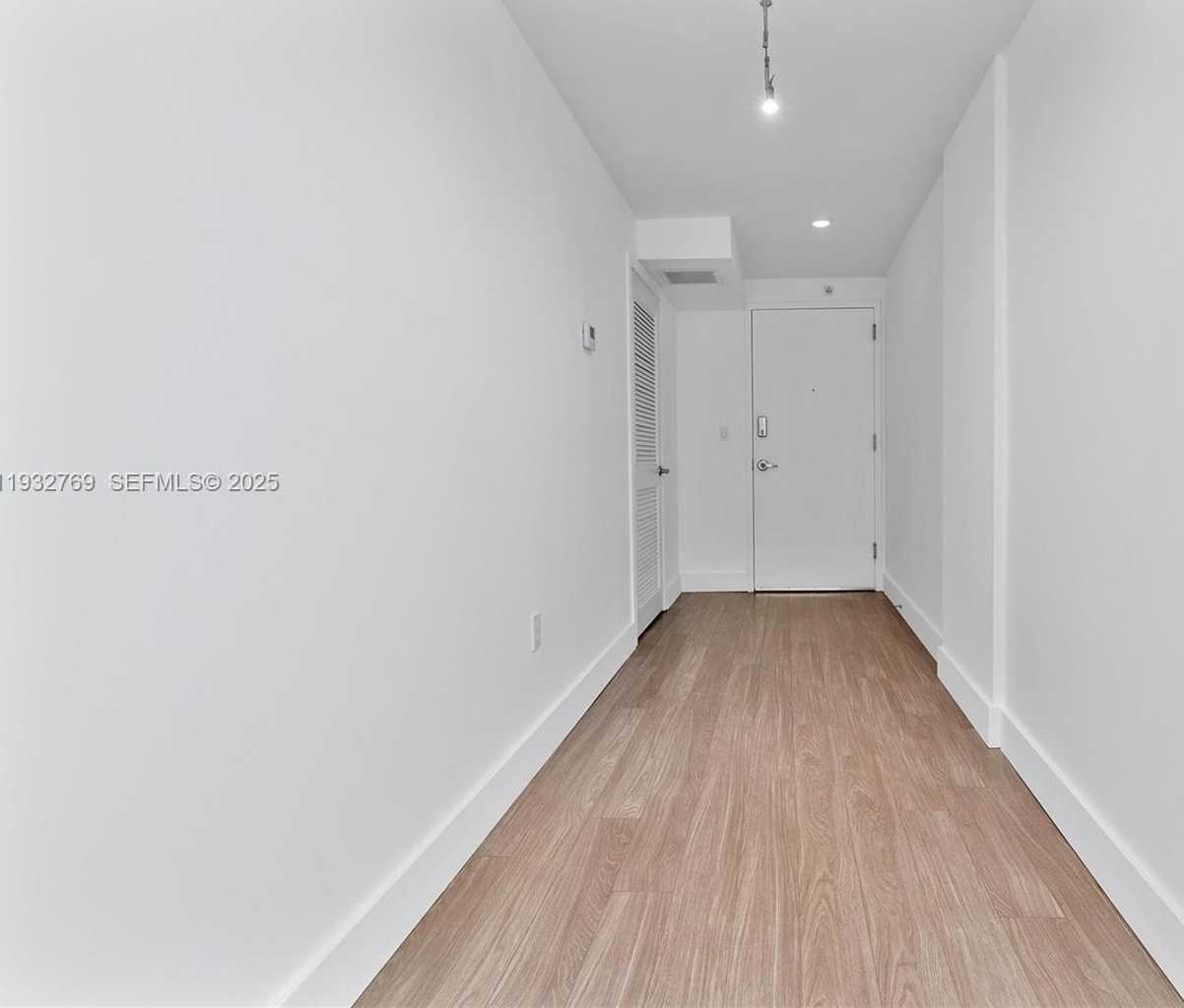 Small Image of 1025 92ND ST #707, Bay Harbor Islands Number 37