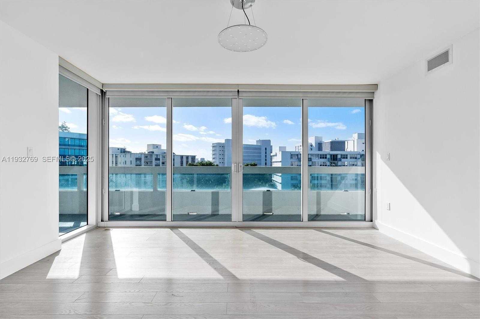 Small Image of 1025 92ND ST #707, Bay Harbor Islands Number 6