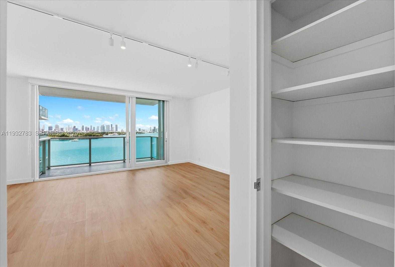 Small Image of 1000 WEST AVE #920, Miami Beach Number 12