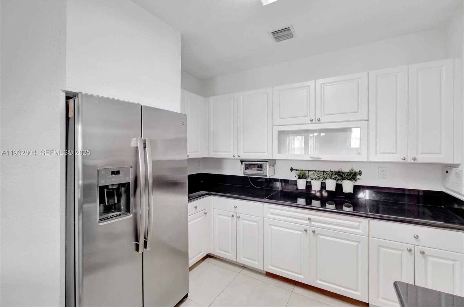 Small Image of 11160 NORTH WEST 73RD ST, Doral Number 22
