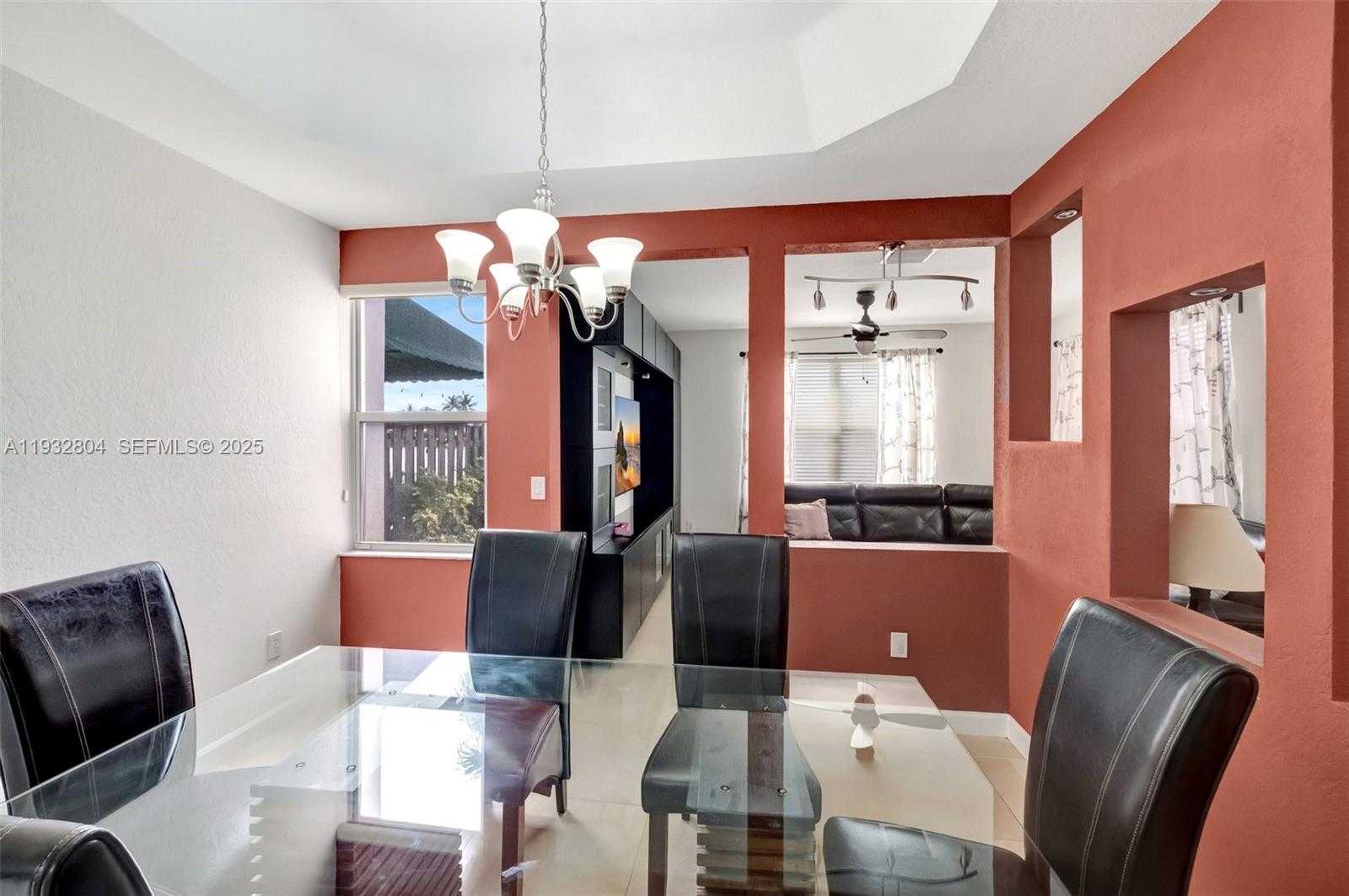 Small Image of 11160 NORTH WEST 73RD ST, Doral Number 26