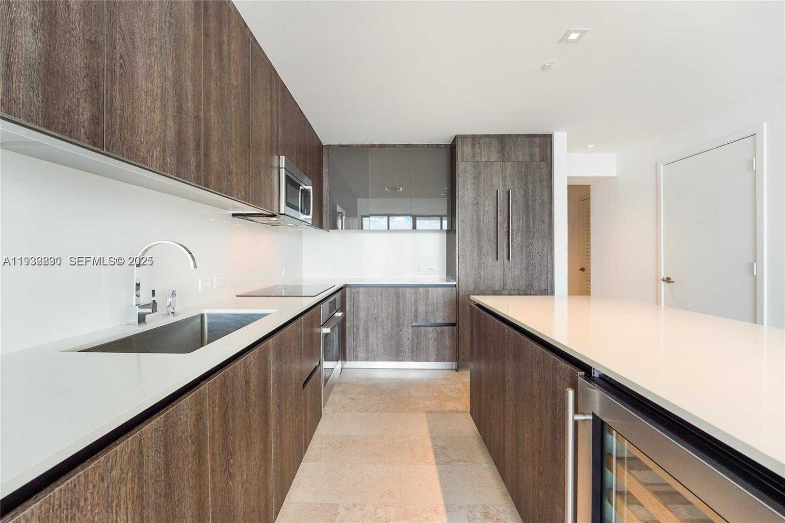 Small Image of 88 SOUTH WEST 7TH ST #2708, Miami Number 5