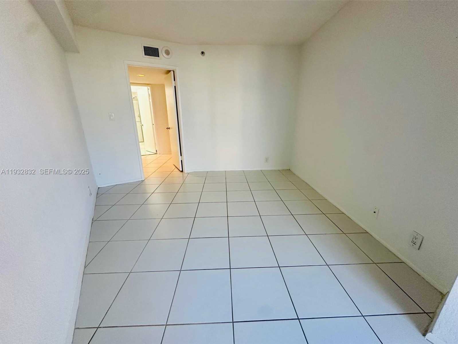 Small Image of 19101 NORTH EAST 36TH CT #1409, Aventura Number 10