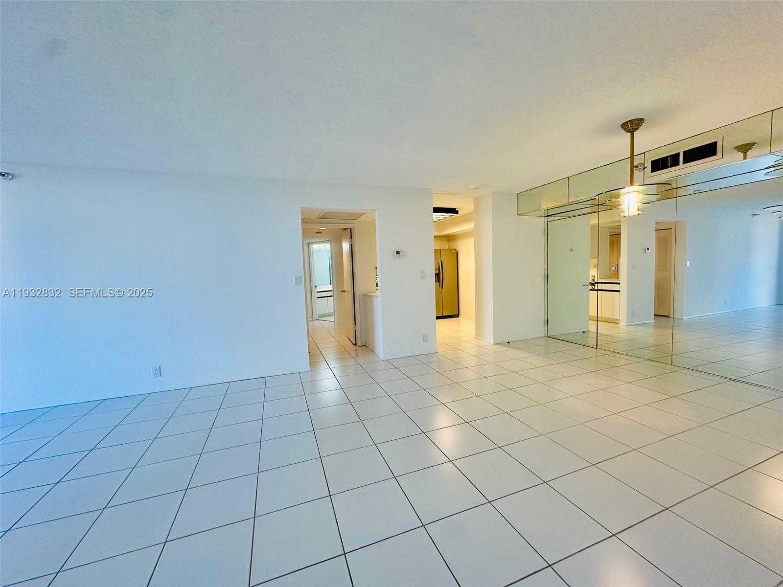 Small Image of 19101 NORTH EAST 36TH CT #1409, Aventura Number 12