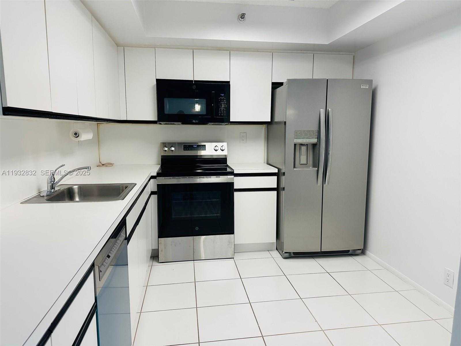 Small Image of 19101 NORTH EAST 36TH CT #1409, Aventura Number 5