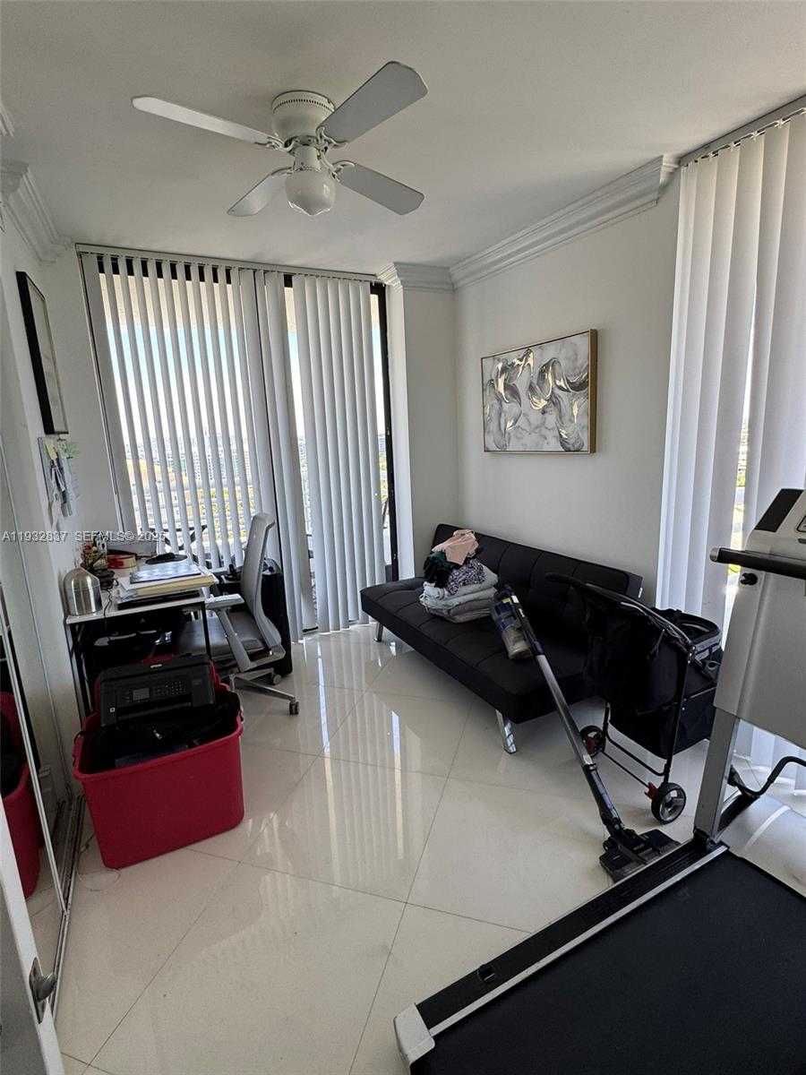 Small Image of 3300 NORTH EAST 192ND ST #PH01, Aventura Number 22