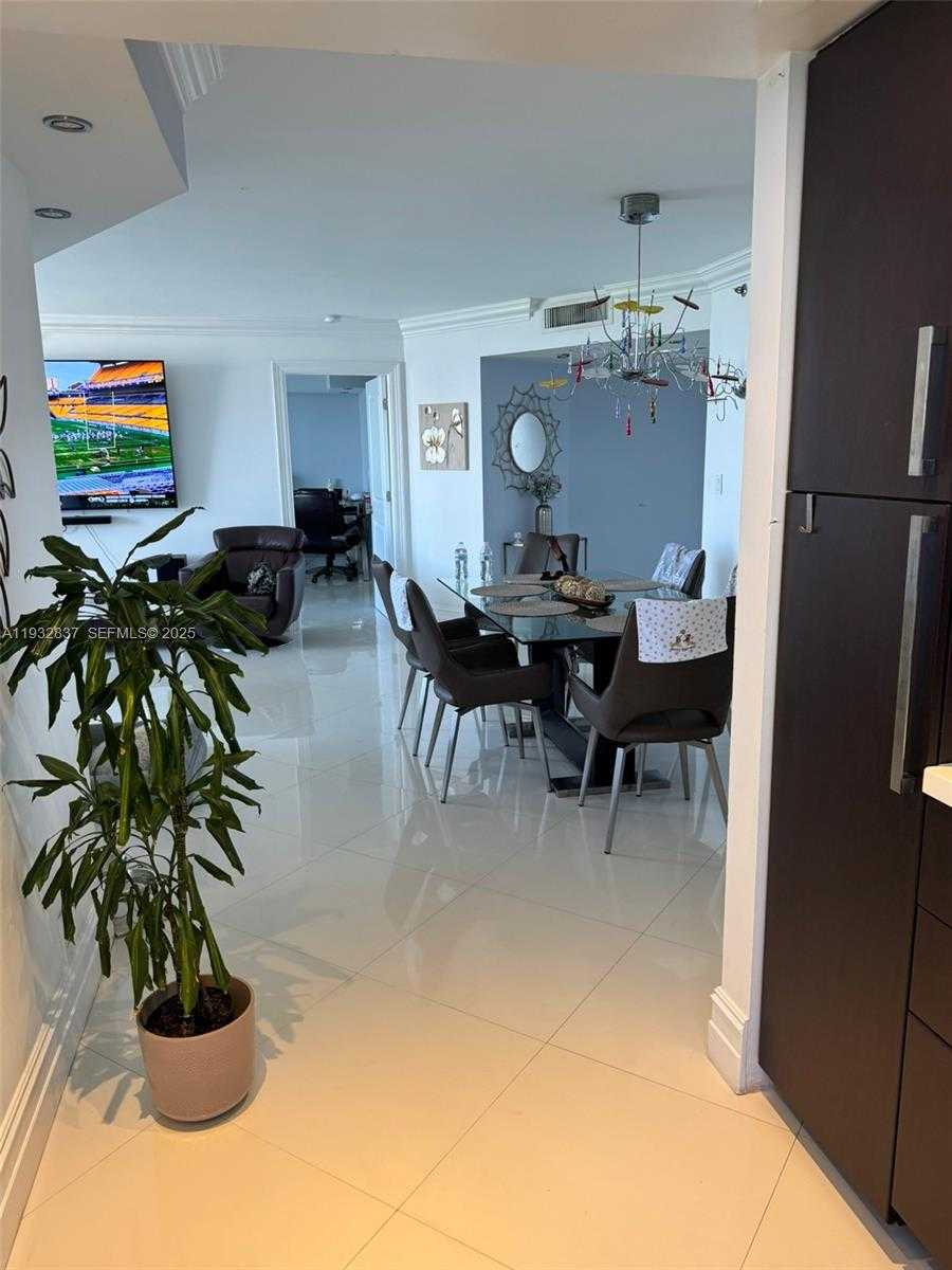 Small Image of 3300 NORTH EAST 192ND ST #PH01, Aventura Number 28