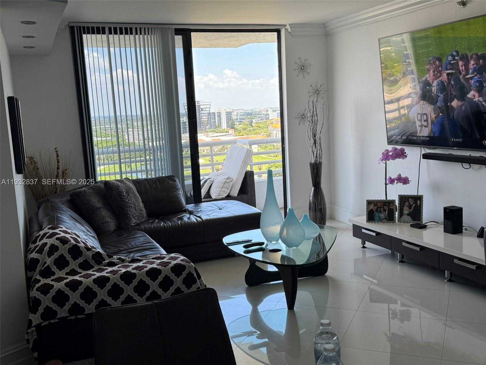 Small Image of 3300 NORTH EAST 192ND ST #PH01, Aventura Number 5