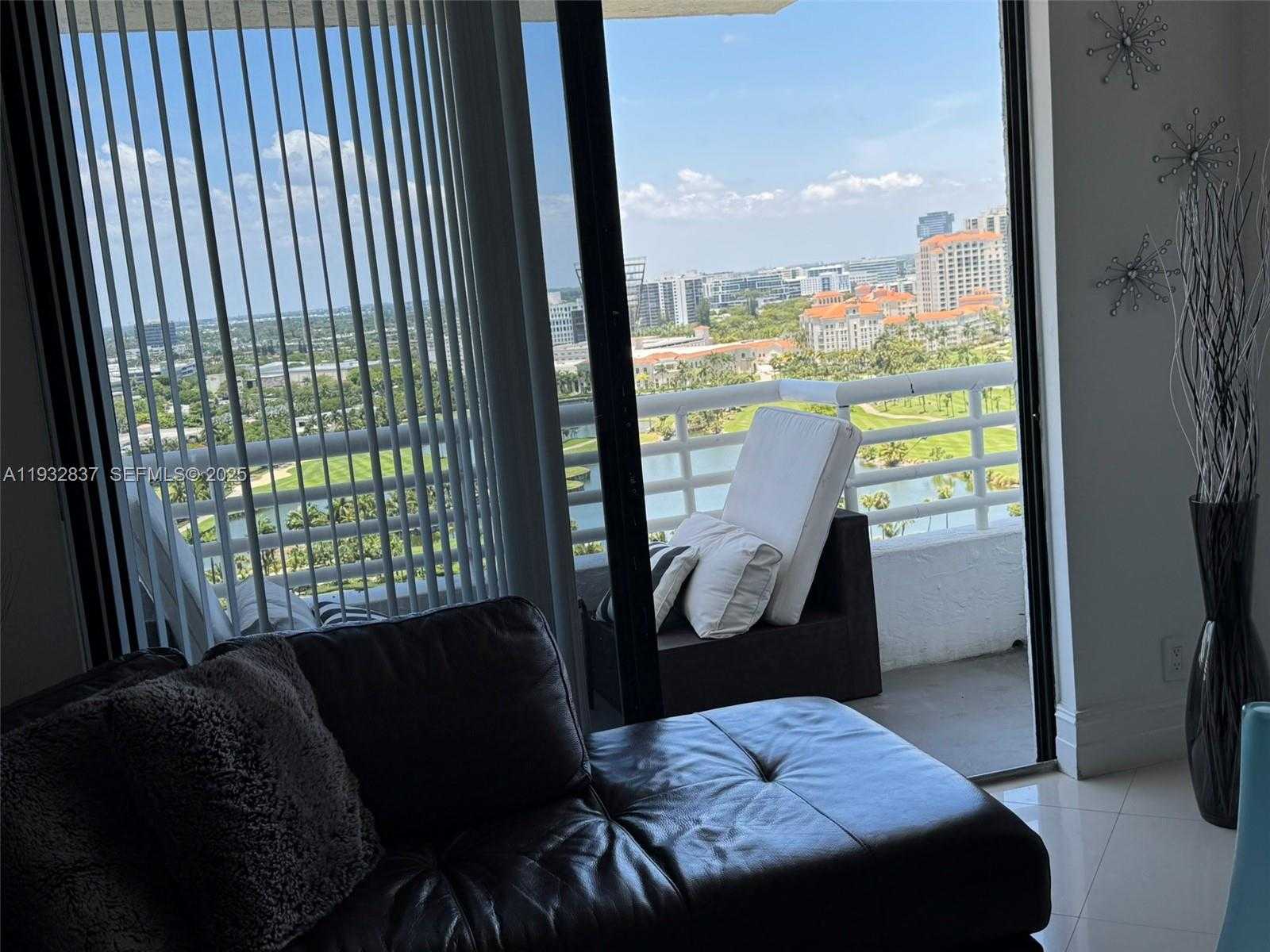 Small Image of 3300 NORTH EAST 192ND ST #PH01, Aventura Number 6