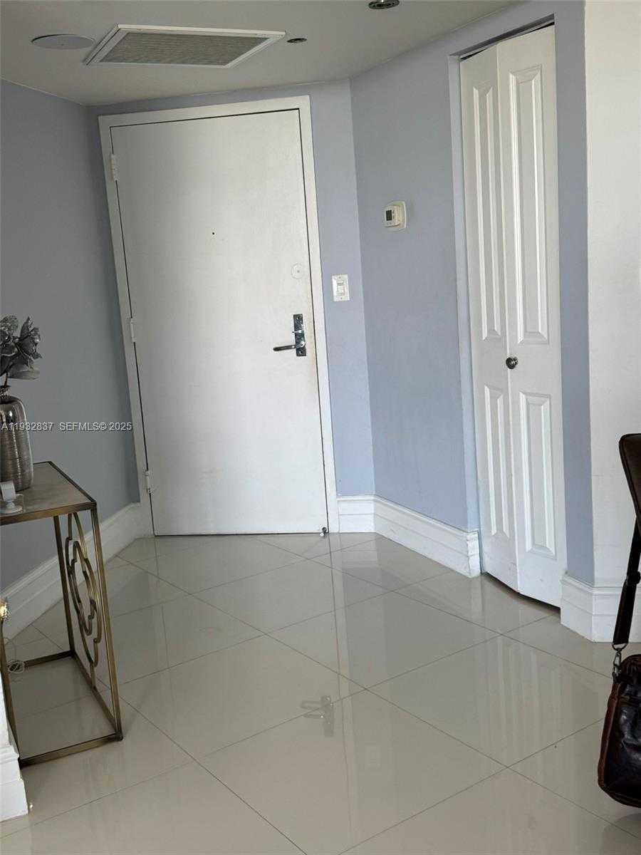 Small Image of 3300 NORTH EAST 192ND ST #PH01, Aventura Number 7