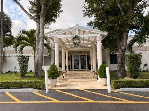 Small Image of 6755 NORTH WEST 175TH LN #M-9, Hialeah Number 29